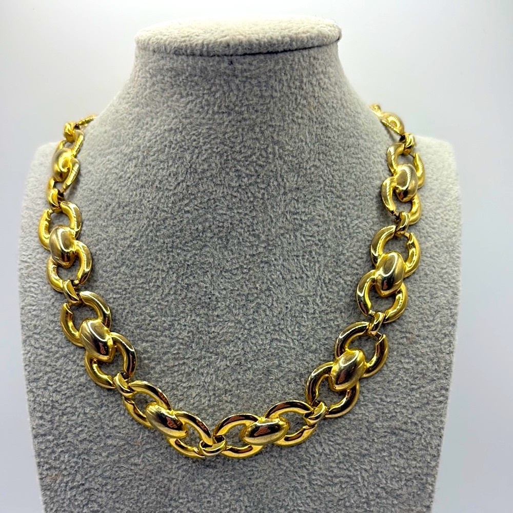 Vintage Gold Chunky Oval Link Necklace